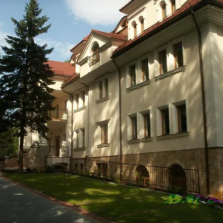 Apartament Radowid 15 w centrum z basenem-3